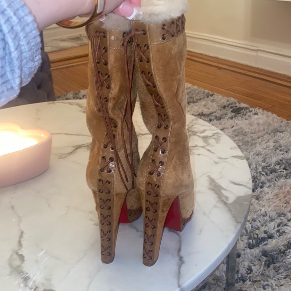 Worn outside 1 time beautiful Christian louboutin boots  size 37 1/2